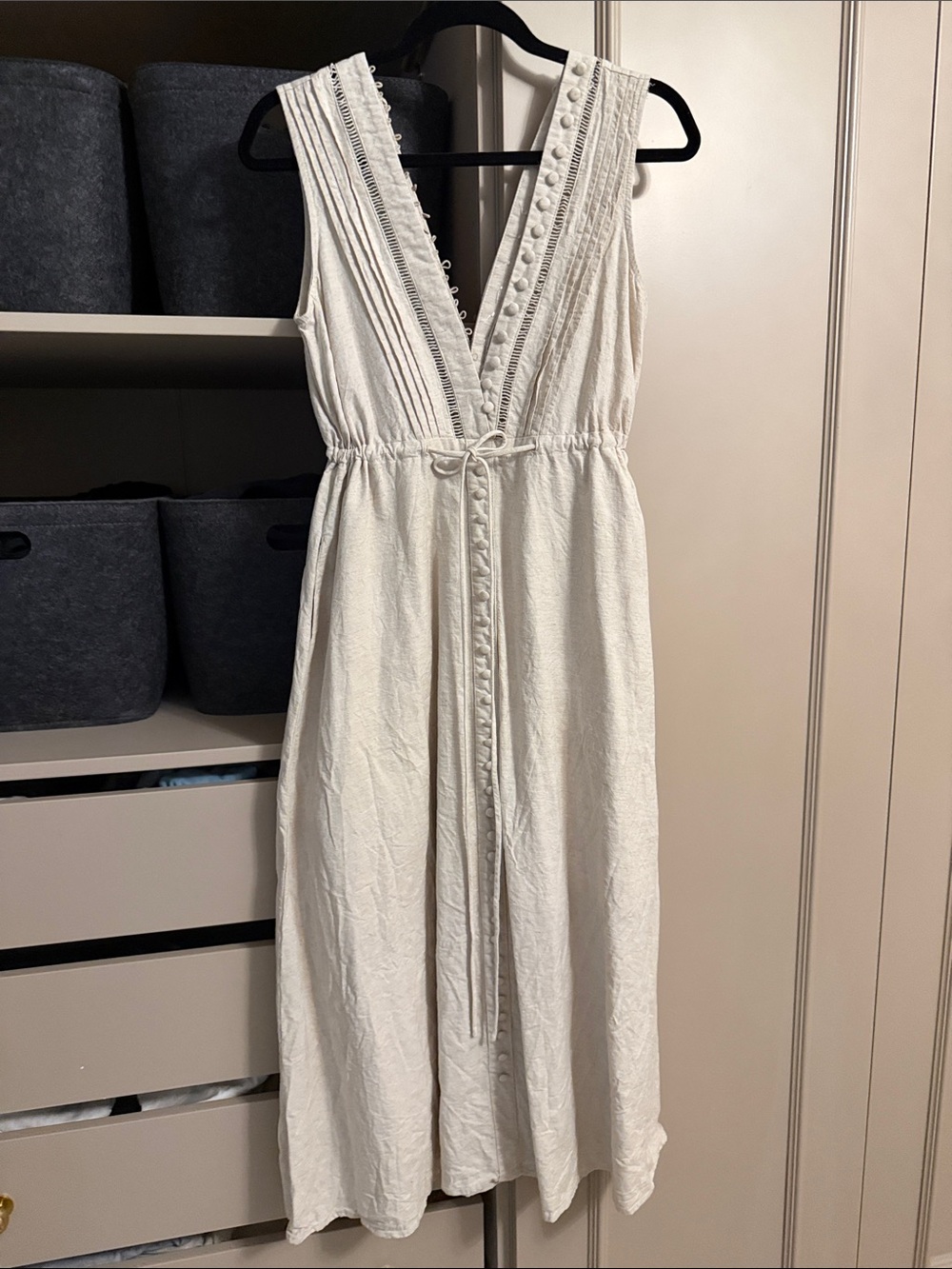 Women’s Cream V-Neck linen  Midi Dress with Button Trim
